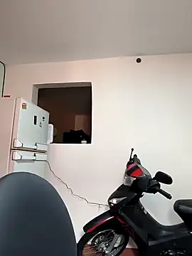 Snapshot of marfil_milf chatting on February 5, 2026, 1:05 pm marfil milf online show from February 5, 2026, 1:05 pm