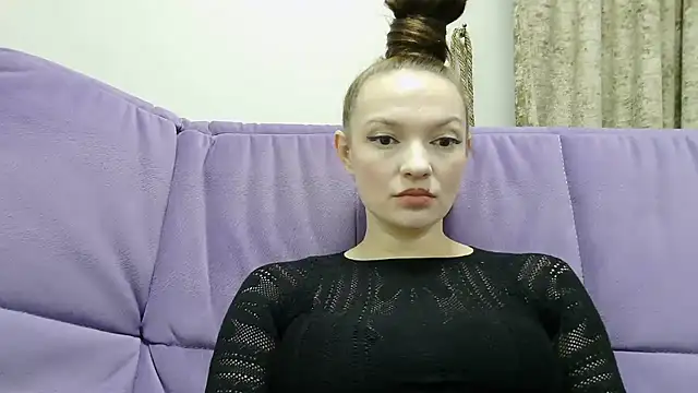 Snapshot of Salynxa chatting on March 3, 2026, 10:10 am Salynxa online show from March 3, 2026, 10:10 am