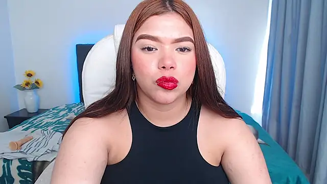 Snapshot of _Luna_Vixen chatting on October 24, 2025, 7:43 pm Luna Vixen online show from October 24, 2025, 7:43 pm