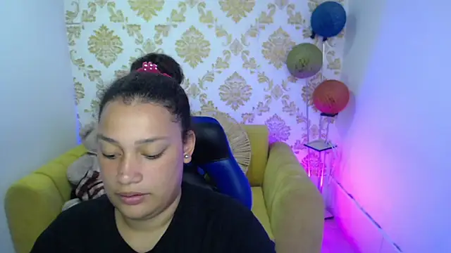 keiry m online show from October 15, 2025, 2:44 am