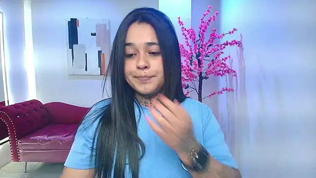 Black roseee online show from November 7, 2025, 3:50 am