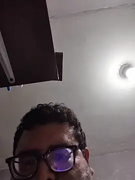 Santiagoqro85 online show from March 29, 2026, 6:30 pm