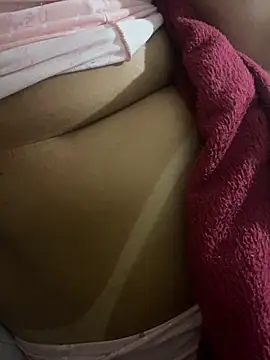 Snapshot of danyhot87 chatting on September 27, 2025, 12:59 am danyhot87 online show from September 27, 2025, 12:59 am