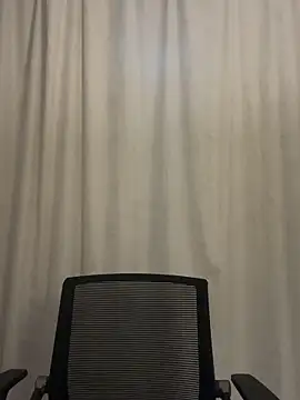 Snapshot of wly2028 chatting on October 10, 2025, 12:26 pm wly2028 online show from October 10, 2025, 12:26 pm