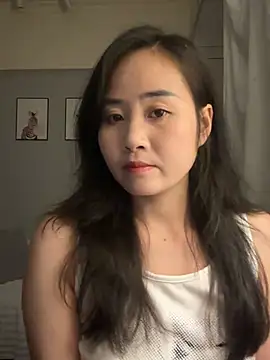 Snapshot of wly2028 chatting on March 31, 2026, 11:43 am wly2028 online show from March 31, 2026, 11:43 am