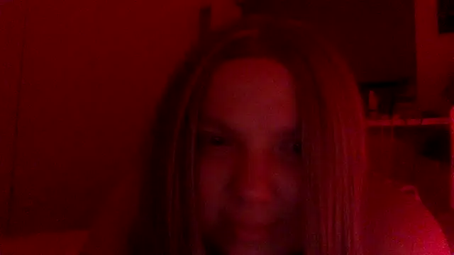 Dolaa11 online show from December 4, 2025, 1:48 am