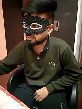 soniriyaa010101 online show from February 5, 2026, 8:41 am