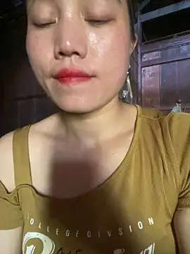 chipp-bong online show from April 12, 2026, 7:35 am