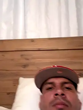 Snapshot of Bsudujsb chatting on September 17, 2025, 7:04 pm Bsudujsb online show from September 17, 2025, 7:04 pm