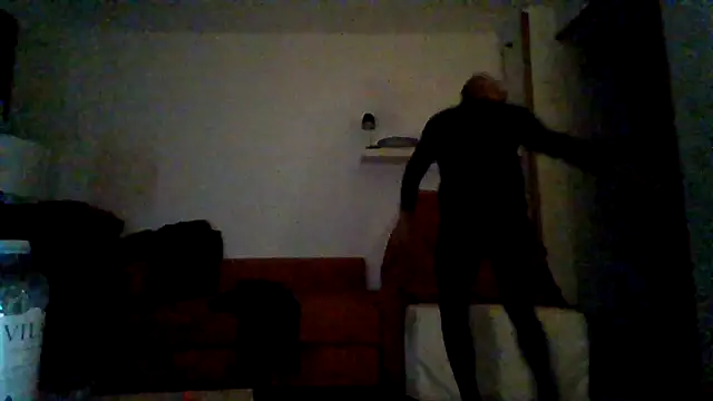 AntonioNice iml online show from October 30, 2025, 5:20 am