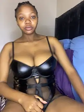 Snapshot of MilfBoobsxx chatting on March 26, 2026, 3:45 am MilfBoobsxx online show from March 26, 2026, 3:45 am