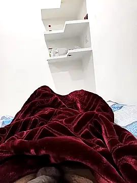 Snapshot of Chanderi19 chatting on November 19, 2025, 4:29 pm Chanderi19 online show from November 19, 2025, 4:29 pm