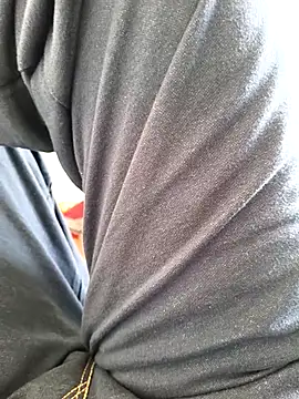 Snapshot of Chanderi19 chatting on November 20, 2025, 8:14 am Chanderi19 online show from November 20, 2025, 8:14 am