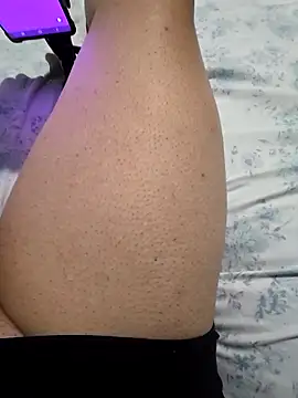 Snapshot of maxelbueno chatting on October 2, 2025, 3:46 am maxelbueno online show from October 2, 2025, 3:46 am