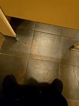 Snapshot of maxelbueno chatting on November 2, 2025, 3:14 pm maxelbueno online show from November 2, 2025, 3:14 pm