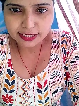 Hot-Pooja25 online show from February 6, 2026, 4:28 am