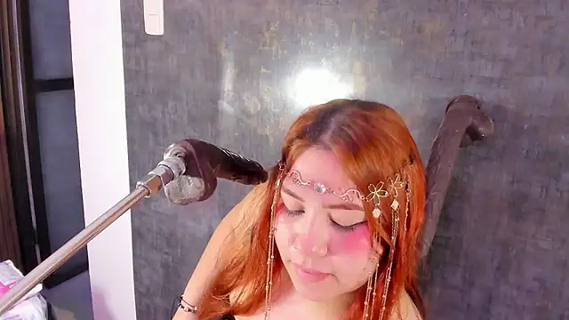 alana glasses online show from February 18, 2026, 11:39 am