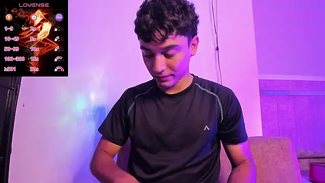 Snapshot of Austin_Cardieff_ chatting on September 16, 2025, 4:13 am Austin Cardieff online show from September 16, 2025, 4:13 am