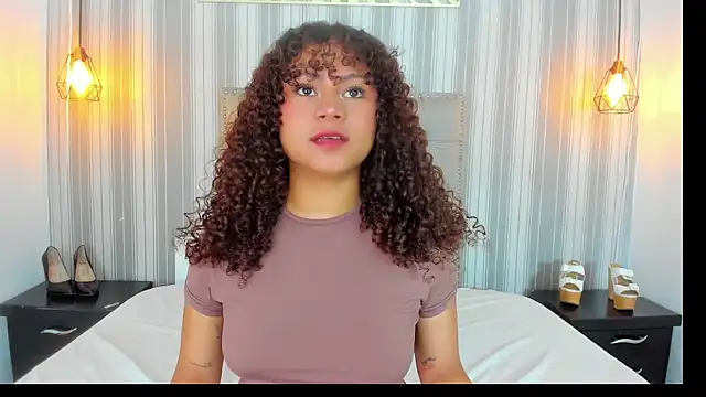 Sofiapassionne online show from July 8, 2026, 1:59 pm
