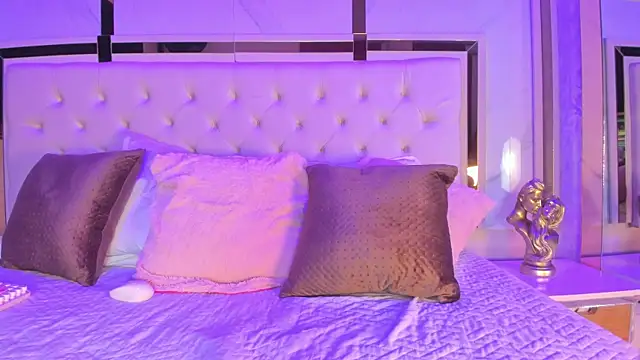 Snapshot of Cameron_Hearts chatting on February 8, 2026, 12:19 pm Cameron Hearts online show from February 8, 2026, 12:19 pm