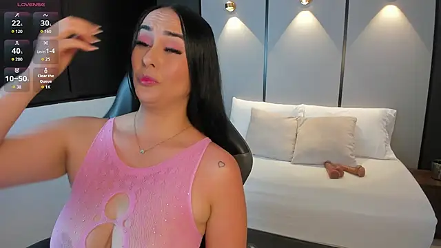 ashly moonn online show from December 1, 2025, 12:21 pm