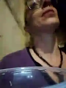 Snapshot of Astrid3 chatting on April 17, 2026, 10:02 pm Astrid3 online show from April 17, 2026, 10:02 pm