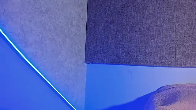 Salomeferreira  online show from November 9, 2025, 5:28 am