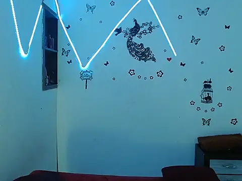 Snapshot of Mia2xsmith chatting on November 5, 2025, 3:06 am Mia2xsmith online show from November 5, 2025, 3:06 am