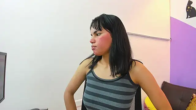 Snapshot of Angelina_rossy chatting on November 21, 2025, 3:38 am Angelina rossy online show from November 21, 2025, 3:38 am