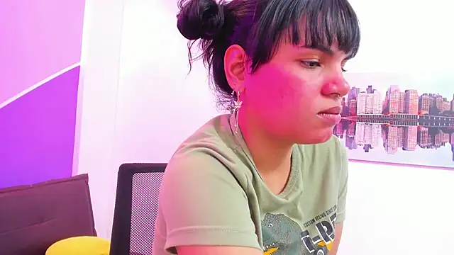 Snapshot of Angelina_rossy chatting on November 25, 2025, 4:12 am Angelina rossy online show from November 25, 2025, 4:12 am