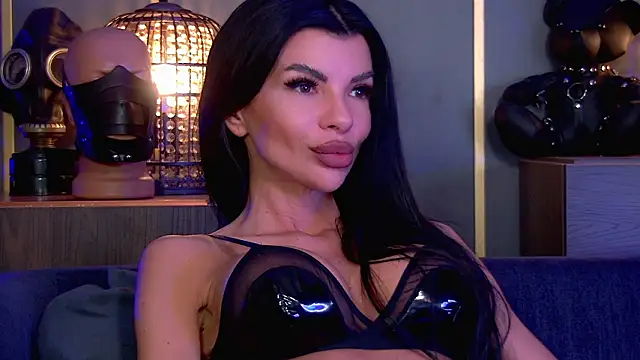 Snapshot of EleniaDevons chatting on March 18, 2026, 1:47 pm EleniaDevons online show from March 18, 2026, 1:47 pm