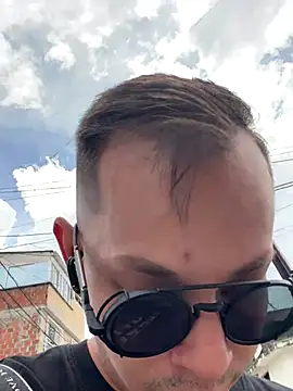 Snapshot of dimitryivanovv chatting on September 12, 2025, 5:57 pm dimitryivanovv online show from September 12, 2025, 5:57 pm