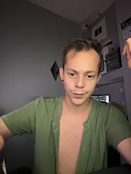 Snapshot of dimitryivanovv chatting on October 12, 2025, 6:45 am dimitryivanovv online show from October 12, 2025, 6:45 am