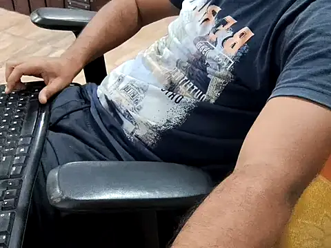 Snapshot of ZoroArcher chatting on September 16, 2025, 8:48 am ZoroArcher online show from September 16, 2025, 8:48 am