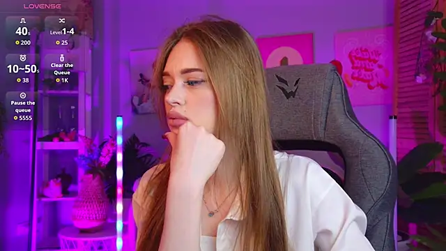 FlexyFox online show from March 11, 2026, 2:34 pm