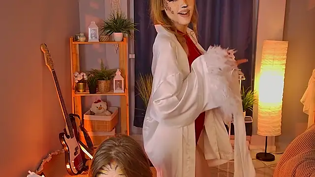 FlexyFox online show from June 23, 2026, 11:52 am