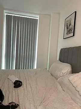 SexySaraxxoo online show from March 1, 2026, 1:57 pm