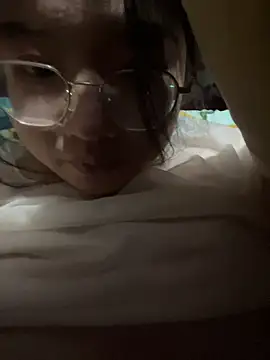 xxwang20 online show from February 17, 2026, 2:13 pm