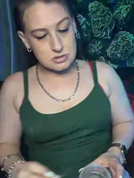 shortywidaphatty online show from May 6, 2026, 1:27 pm