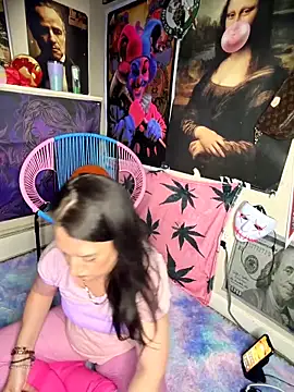 shortywidaphatty online show from May 25, 2026, 9:37 am