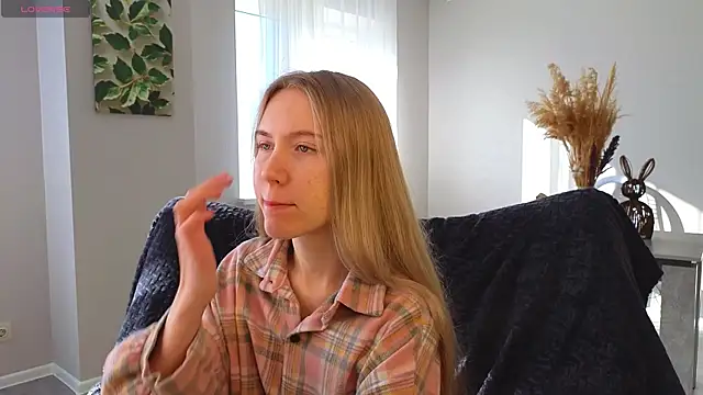 Succubelle online show from October 4, 2025, 6:11 am