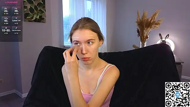 Succubelle online show from October 5, 2025, 6:12 am