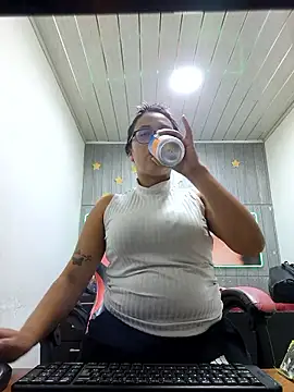 susan mooree online show from December 19, 2025, 7:21 pm