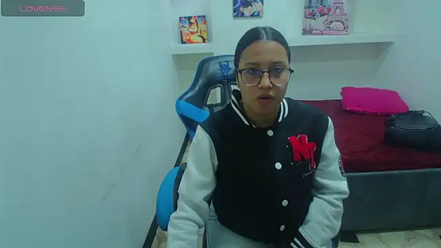 susan mooree online show from January 15, 2026, 7:50 pm