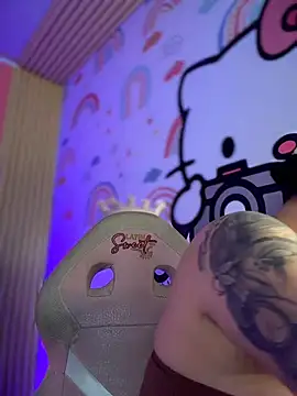 Snapshot of Megaan__More chatting on February 6, 2026, 2:27 am Megaan More online show from February 6, 2026, 2:27 am