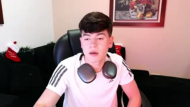 tightncuteass online show from November 20, 2025, 11:37 pm