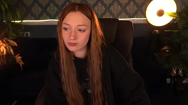 FoxyMayy online show from November 15, 2025, 7:27 am