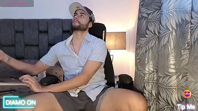 Thomas redcol online show from October 15, 2025, 7:03 pm