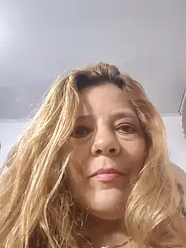 Snapshot of Casandra_Cruz chatting on September 28, 2025, 1:05 pm Casandra Cruz online show from September 28, 2025, 1:05 pm