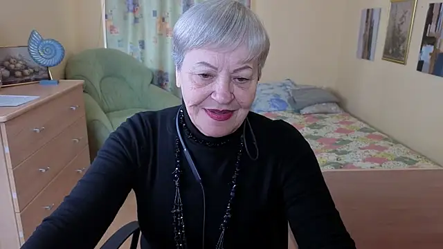 Freya Fable online show from October 1, 2025, 8:20 am